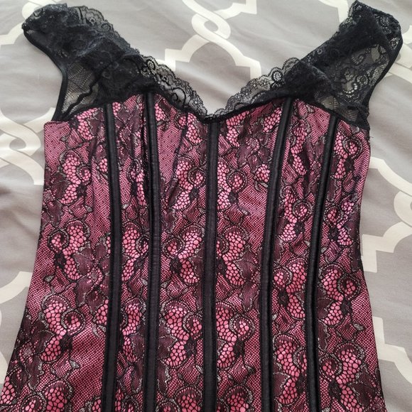 NWOT Fuchsia Lace-Sleeve Corset - Sz 36 - Picture 2 of 6
